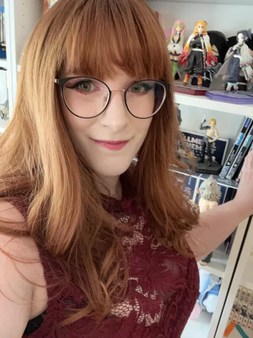 Wanna read some manga with me? by curvy_cinnamon