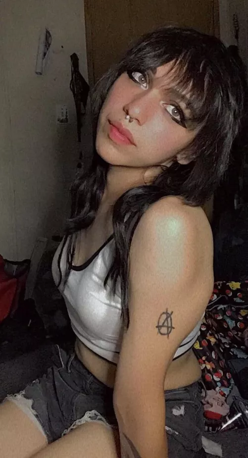 What’s your favorite musical instrument? 🖤 by autumnsnow612