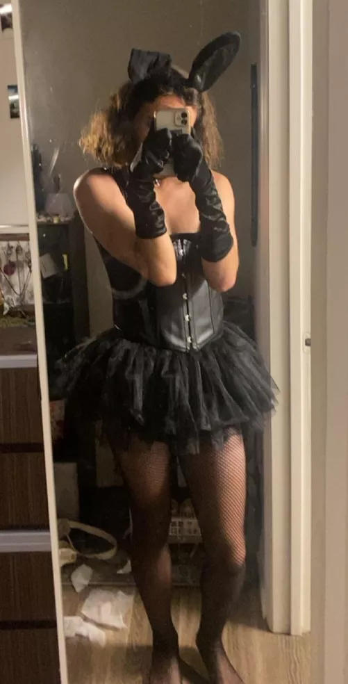 who’s in the halloween mood? by UwU-Femboy-UwU