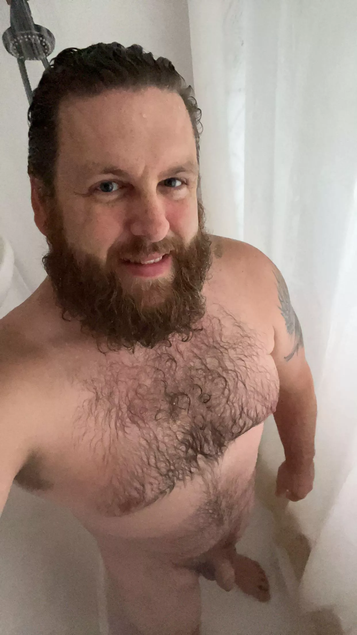 (40)bimale posted by Yourbigbearonlyfans