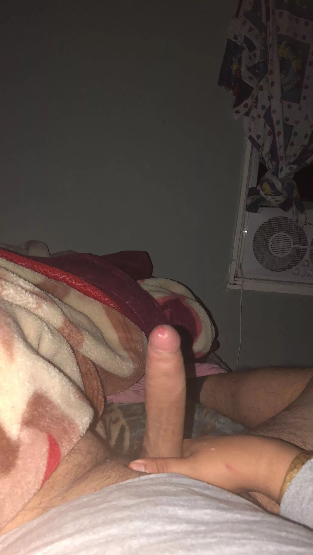 Always felt insecure about my size and my head being covered, any thoughts. posted by ComfortableDiet643