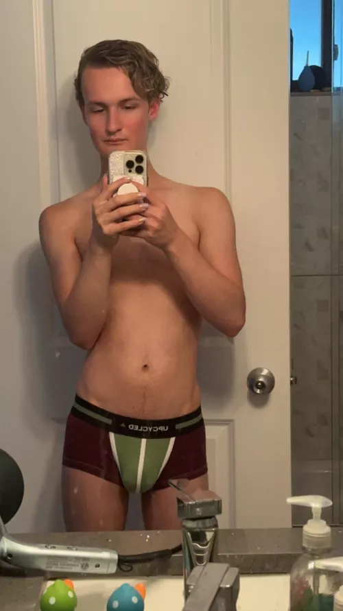 Anyone like the bulge? 😜 by Sammysamxxx35