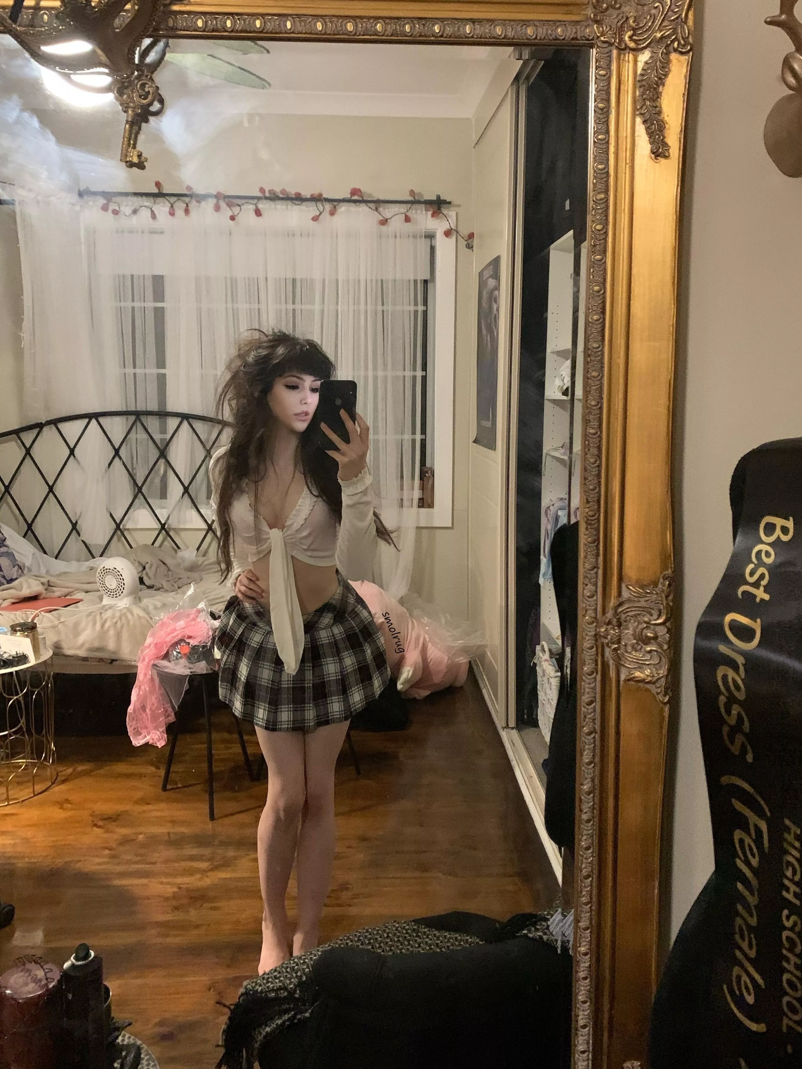 [f] i want to be your pixie goth gf <3 posted by smolrug
