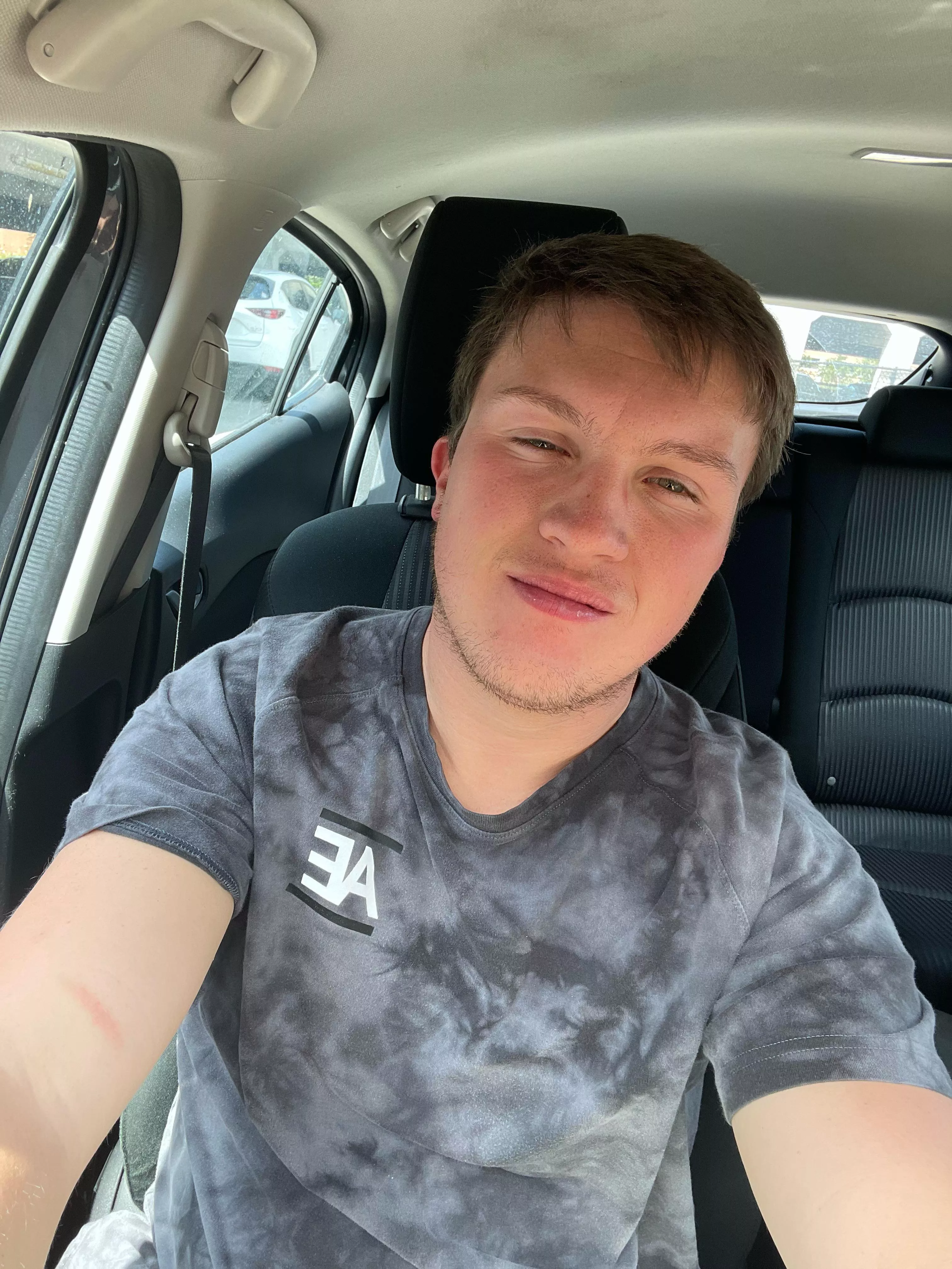 Good afternoon gaymers! posted by Chemical_Respect1271