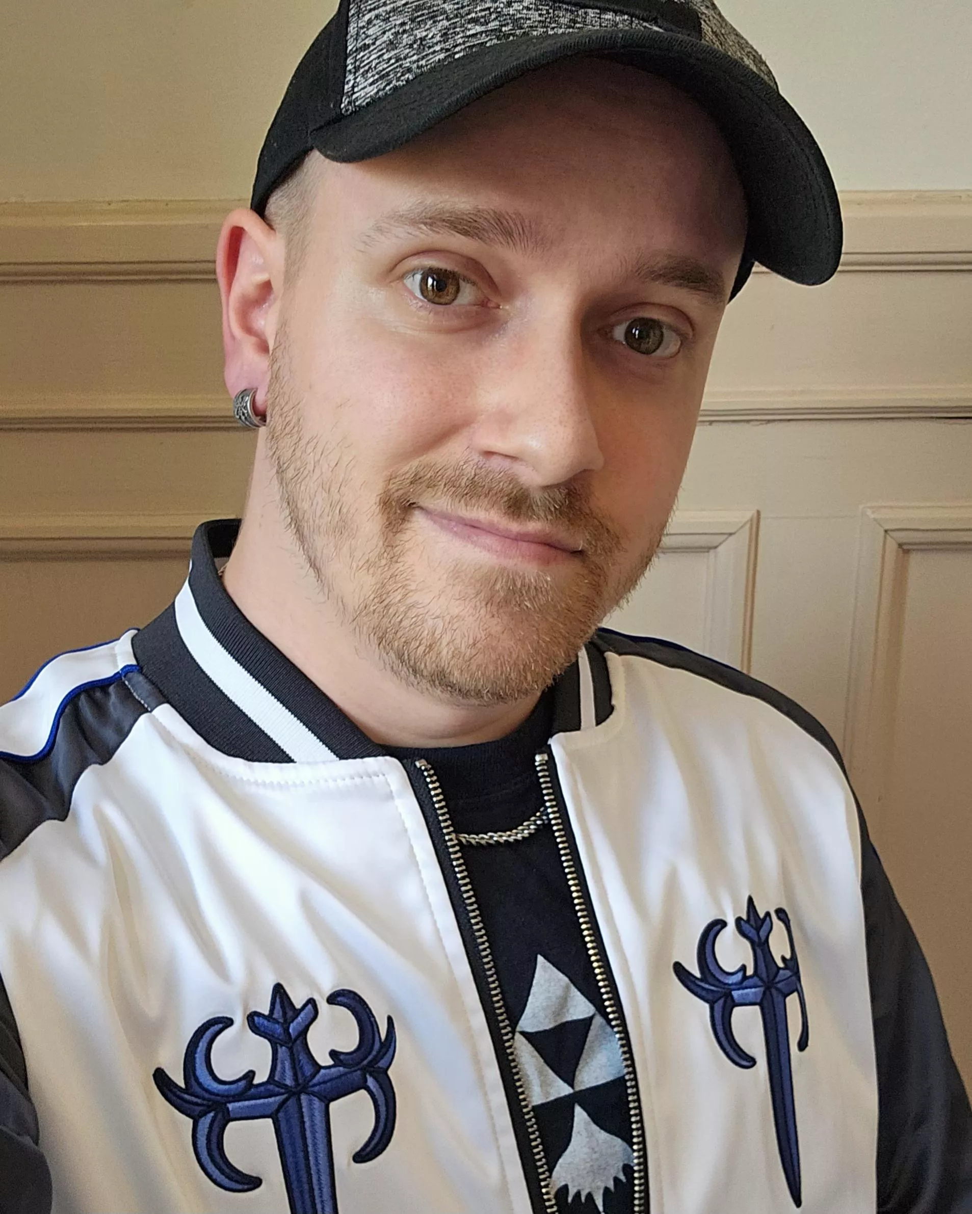 Got all my favorite gaming gear on today posted by Adric_Black