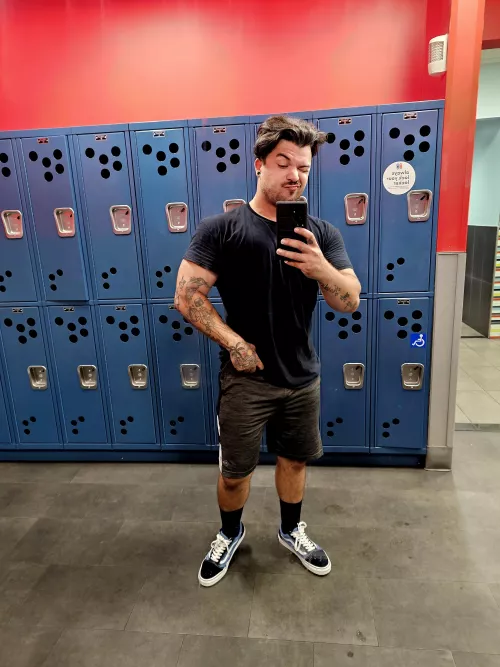 Happy hump day beautiful people 💚 by sith_sid