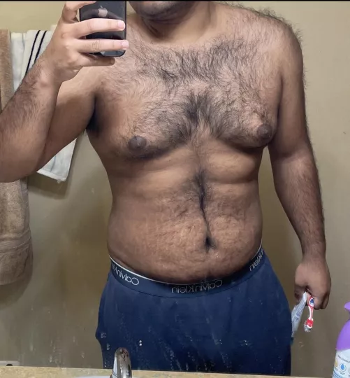 Hope I’m hairy enough! by HeightEqual32