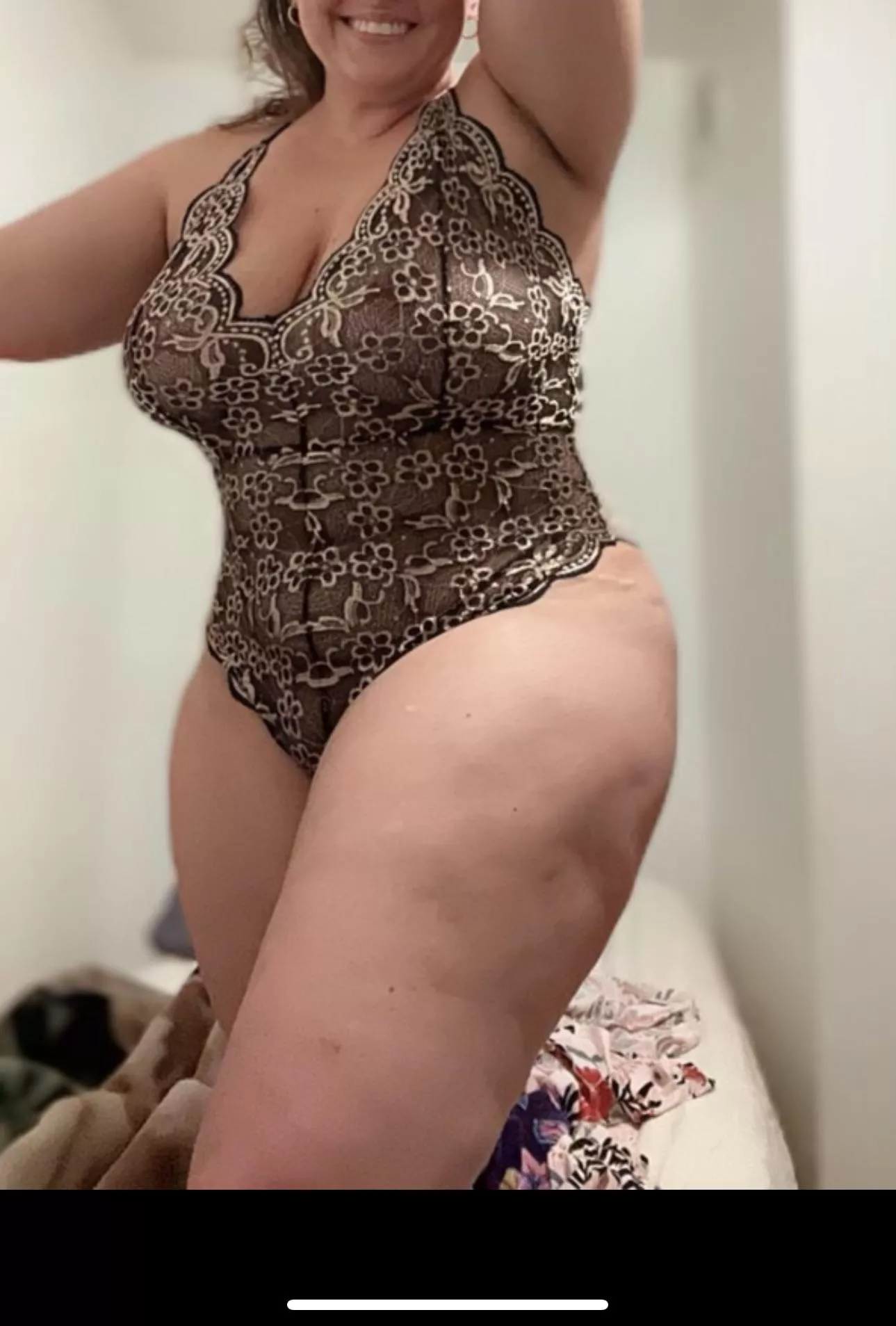 If you look real close you can see my nipple 🙀 posted by just_juicy_jenn