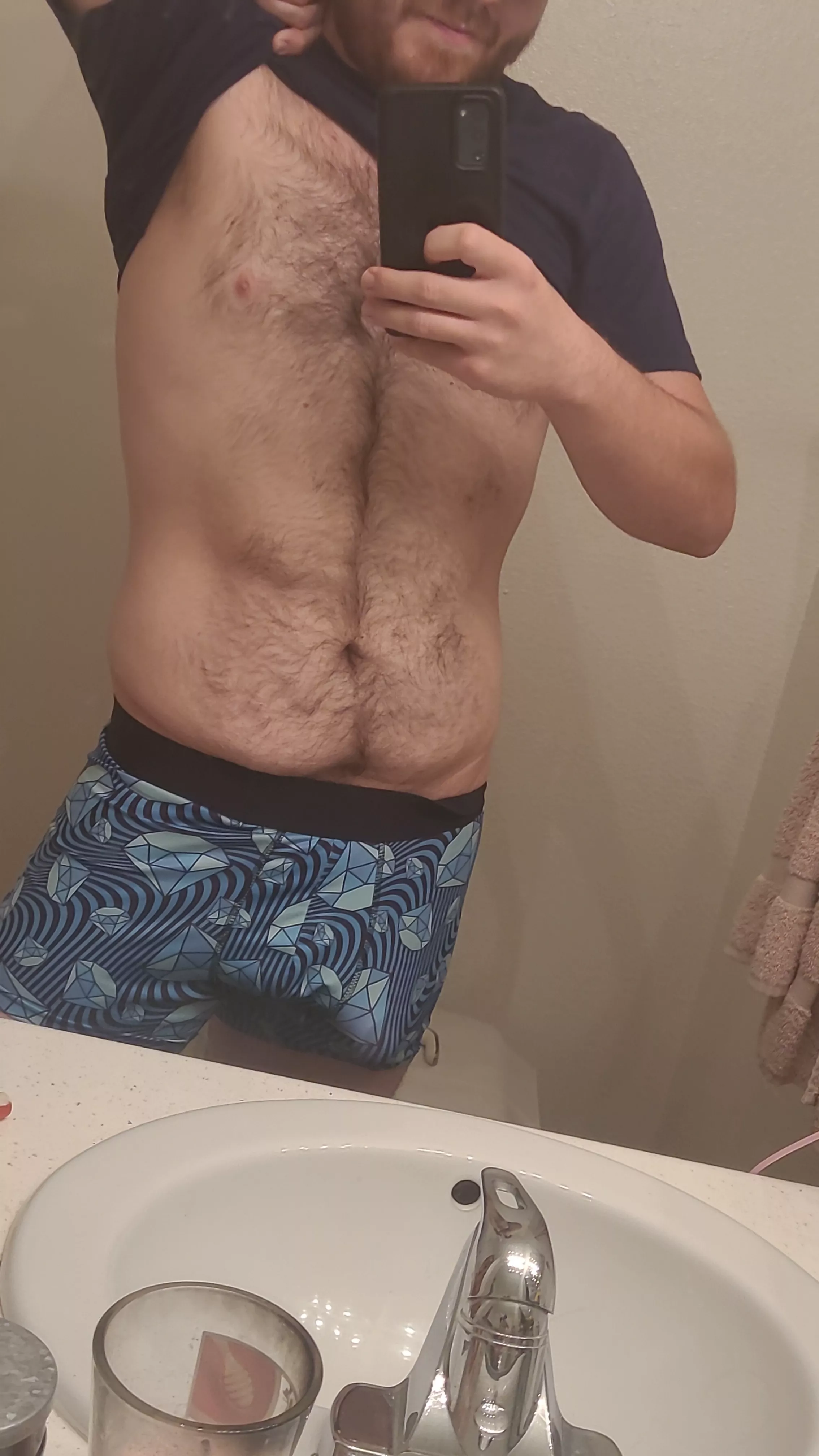 It wants out 🤤😘 posted by onlyjay69420