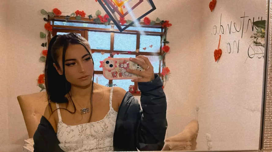 IUTR (F19) by melissamorganxoxo