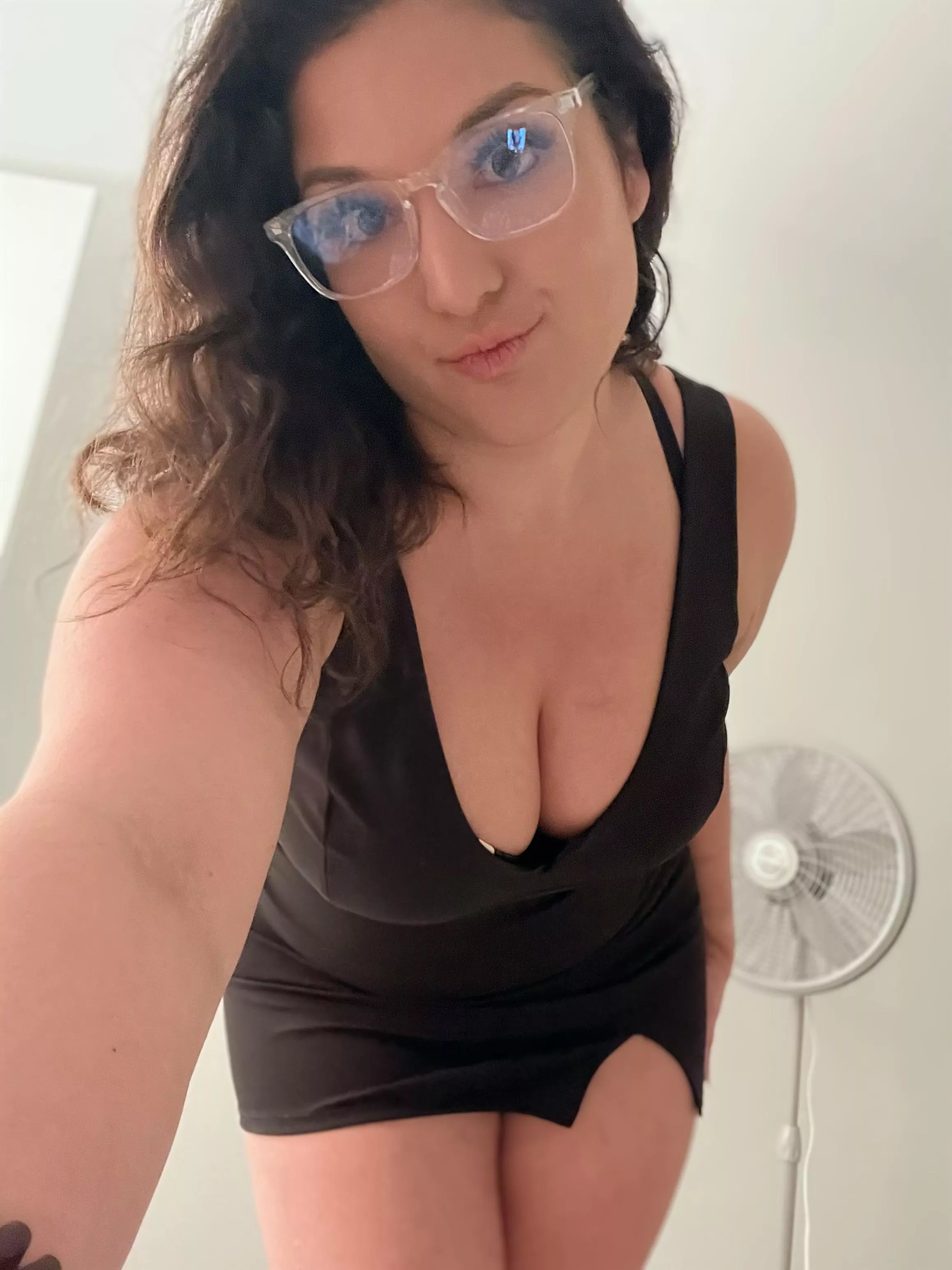 Just a milf in a little black dress posted by sexxymilf1030