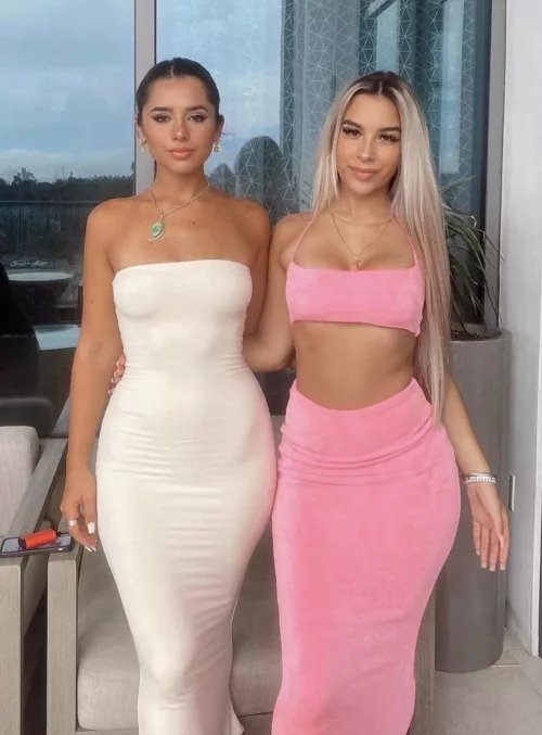 Left or right ? by RocketzInHeels