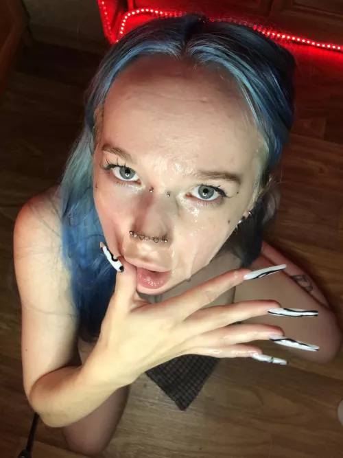 My face likes cum by Scarletty62