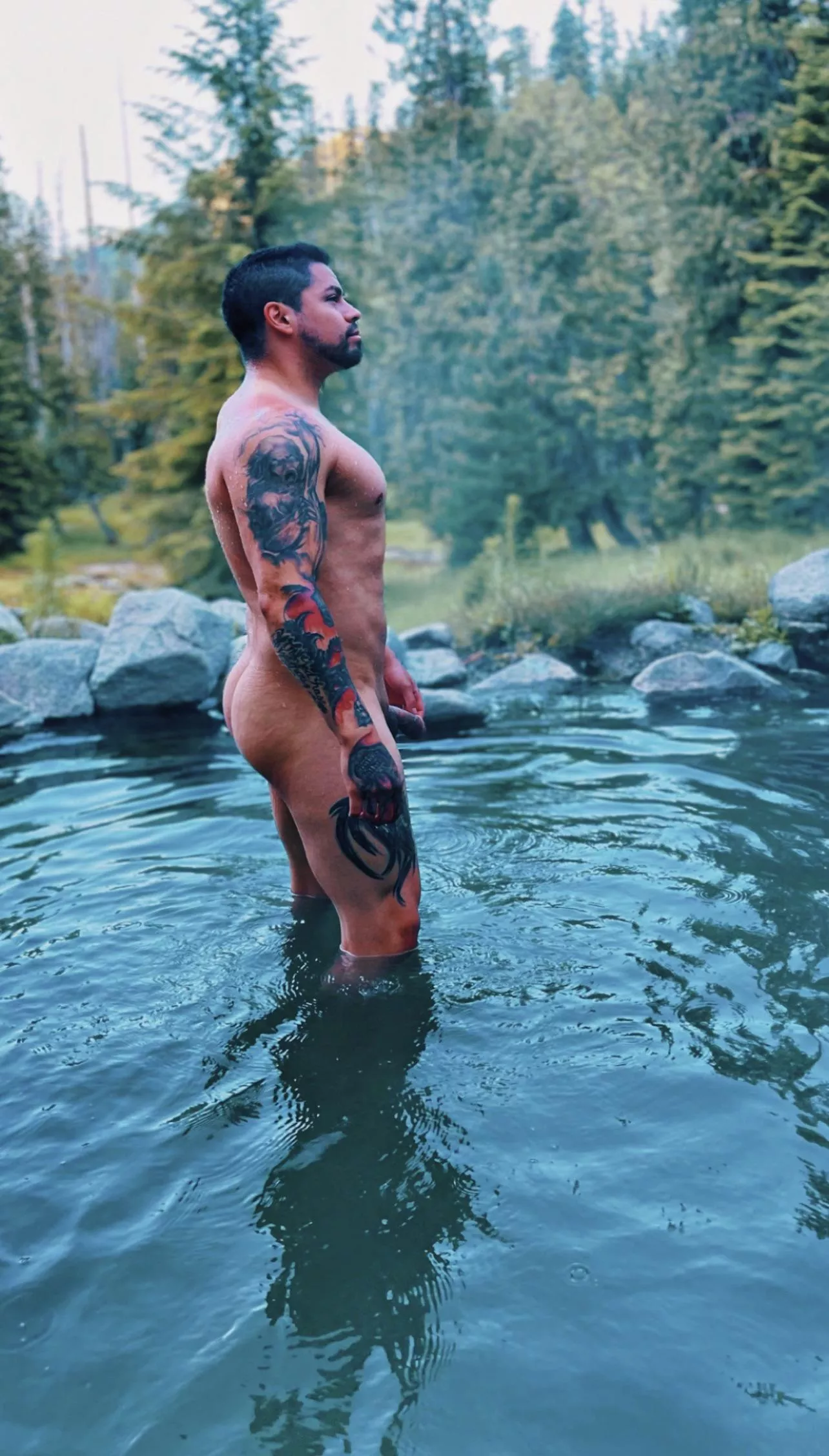 Natures hot tub ♨️😎 posted by Affectionate-Team108