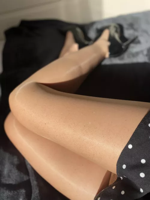 These nylons are just sheer perfection 🖤 by Nina-Goddessinnylons