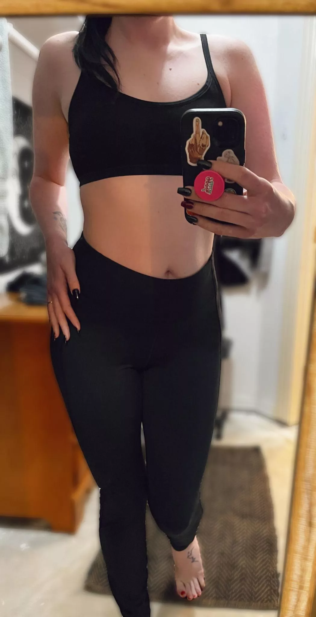 Time to work up a sweat (f) posted by Bare_foot_sole