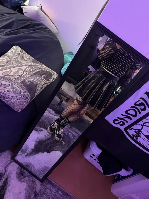 ✨Welcome to the club✨ by Crispynipzy