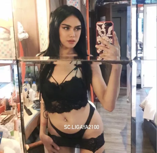 Who wants to be with me? I will make sure I will make you happy. by Trans_Gretes20