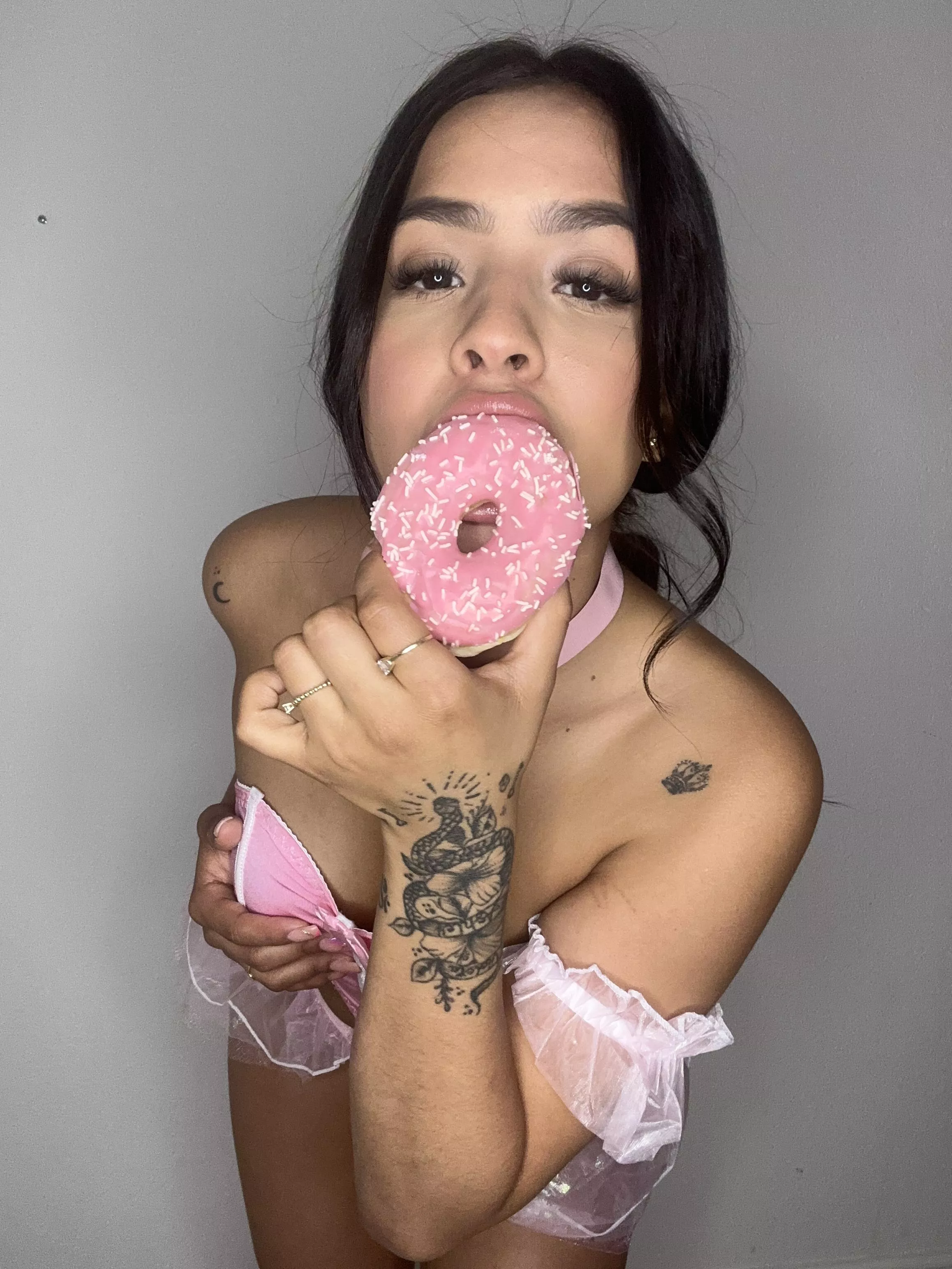 Young girls like me are definitely the most slutty 😏 posted by Jezzy14