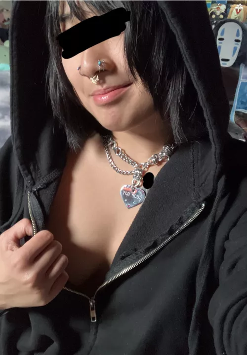 A lil goth Filipina tease for ya;) by knowfacehaze