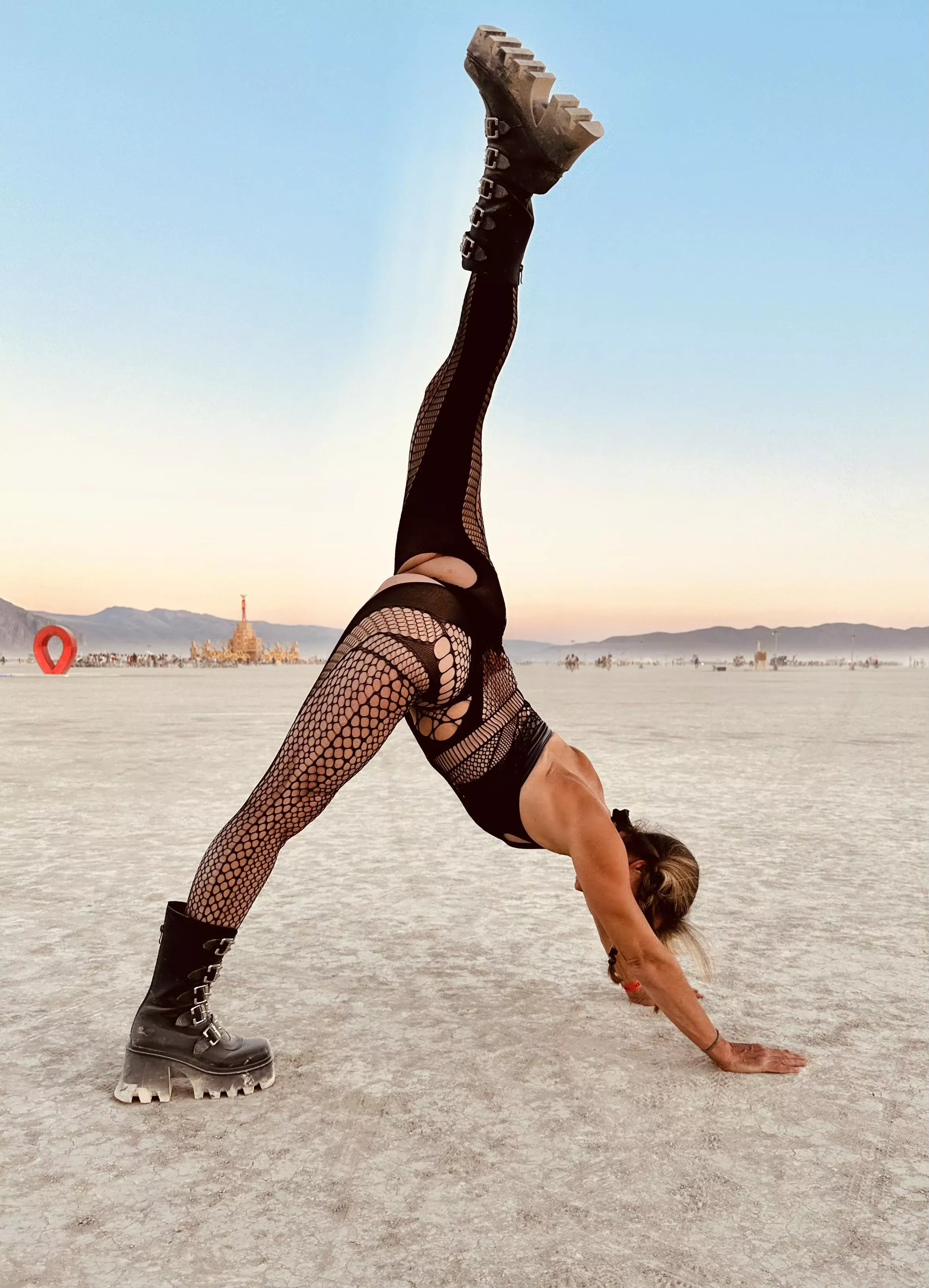 Anyone like to get a little dirty during yoga? (F) posted by throwaway1286155
