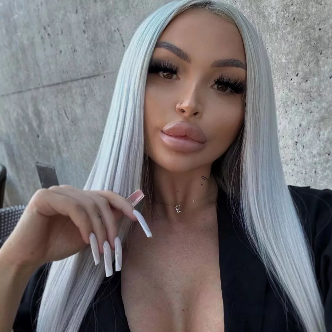 Beautiful posted by bimbol0ver