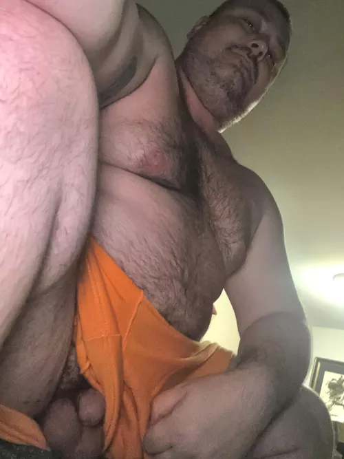 Happy hump day, in need of a big booty to hump by Earffffff