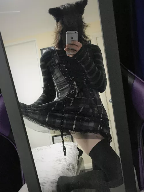 Heyyy :3 by flipknifecat