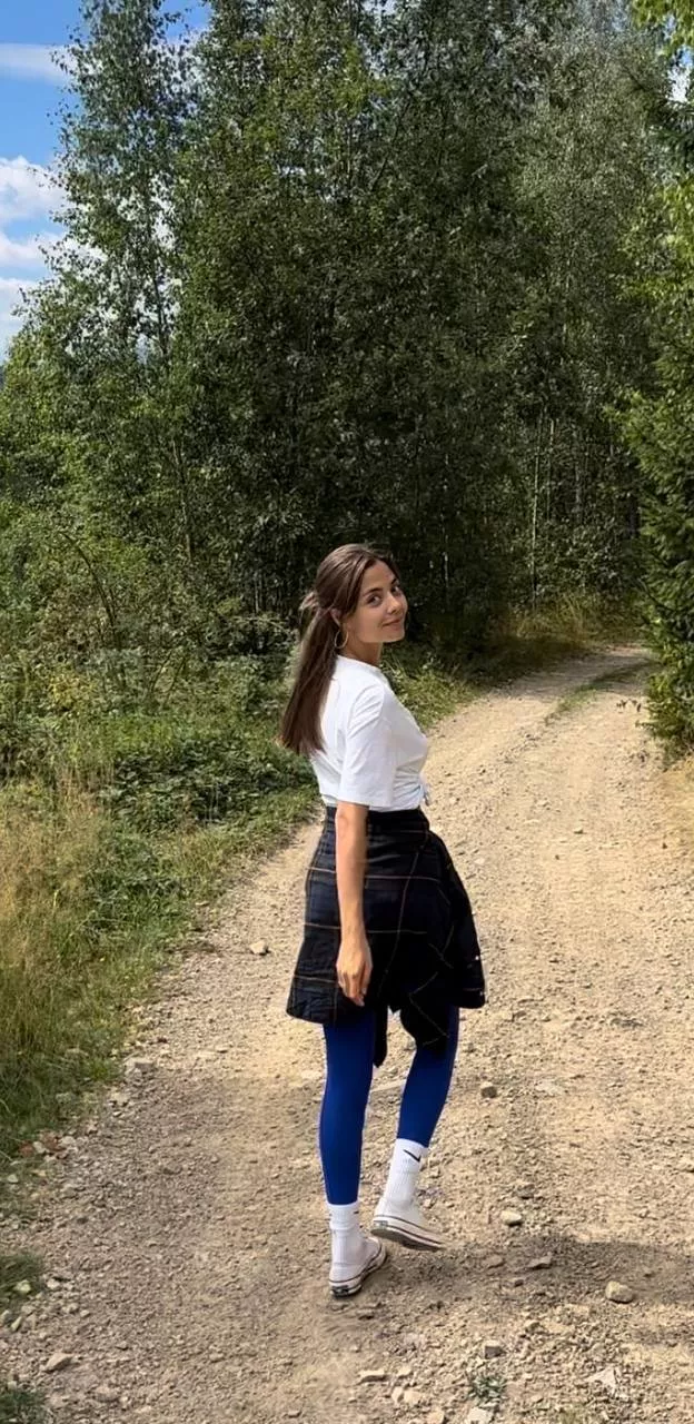 is it a sexy way to wear flannel? posted by IraSnake