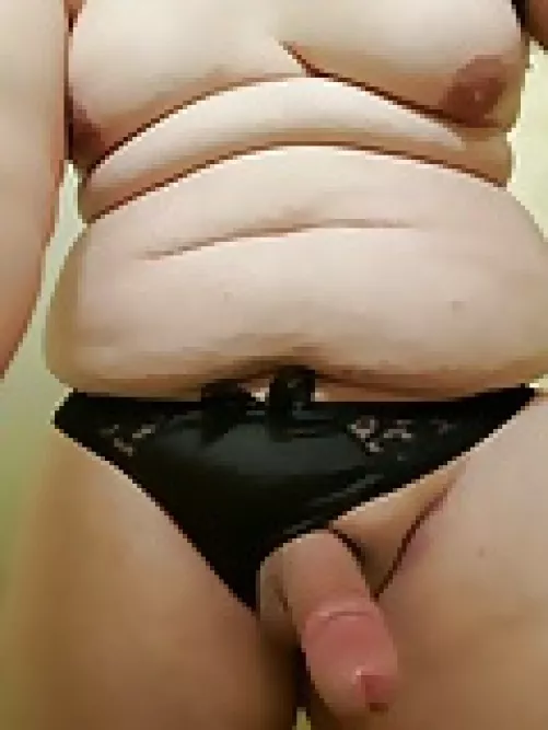 Looking for other chubs for fun. by shouldbutneverwill84