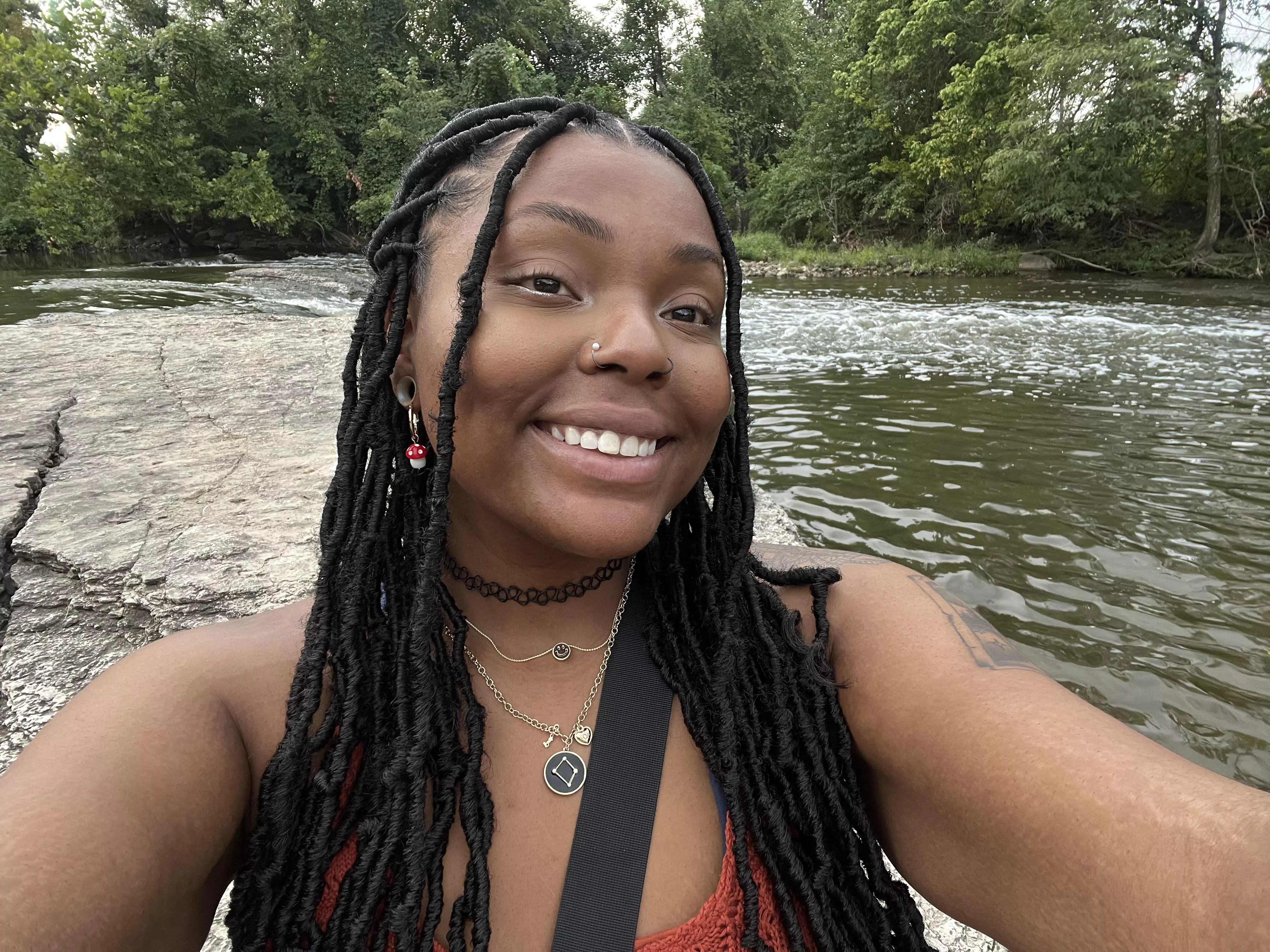 love being a nature girl 🥰🫧 posted by kaneshiwa