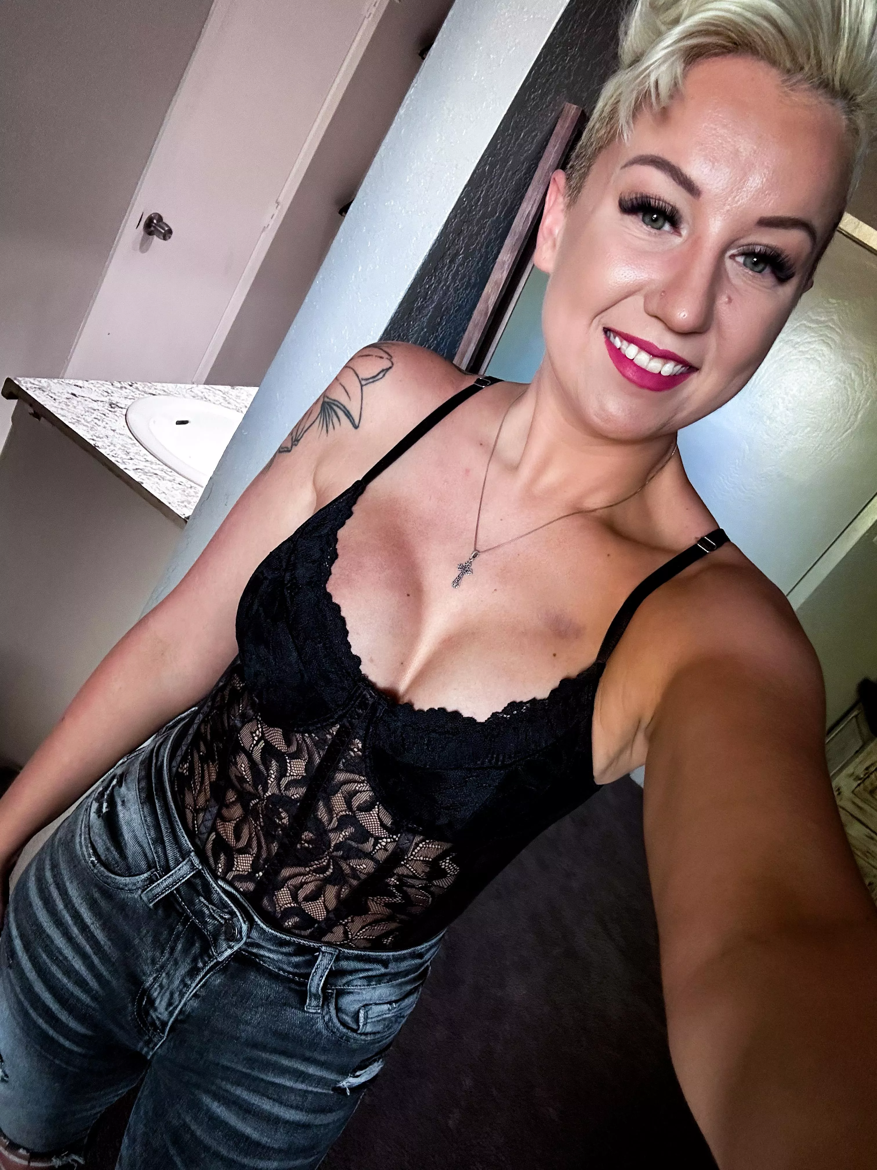 My hubby left for work I bet you want to come over posted by OkHena