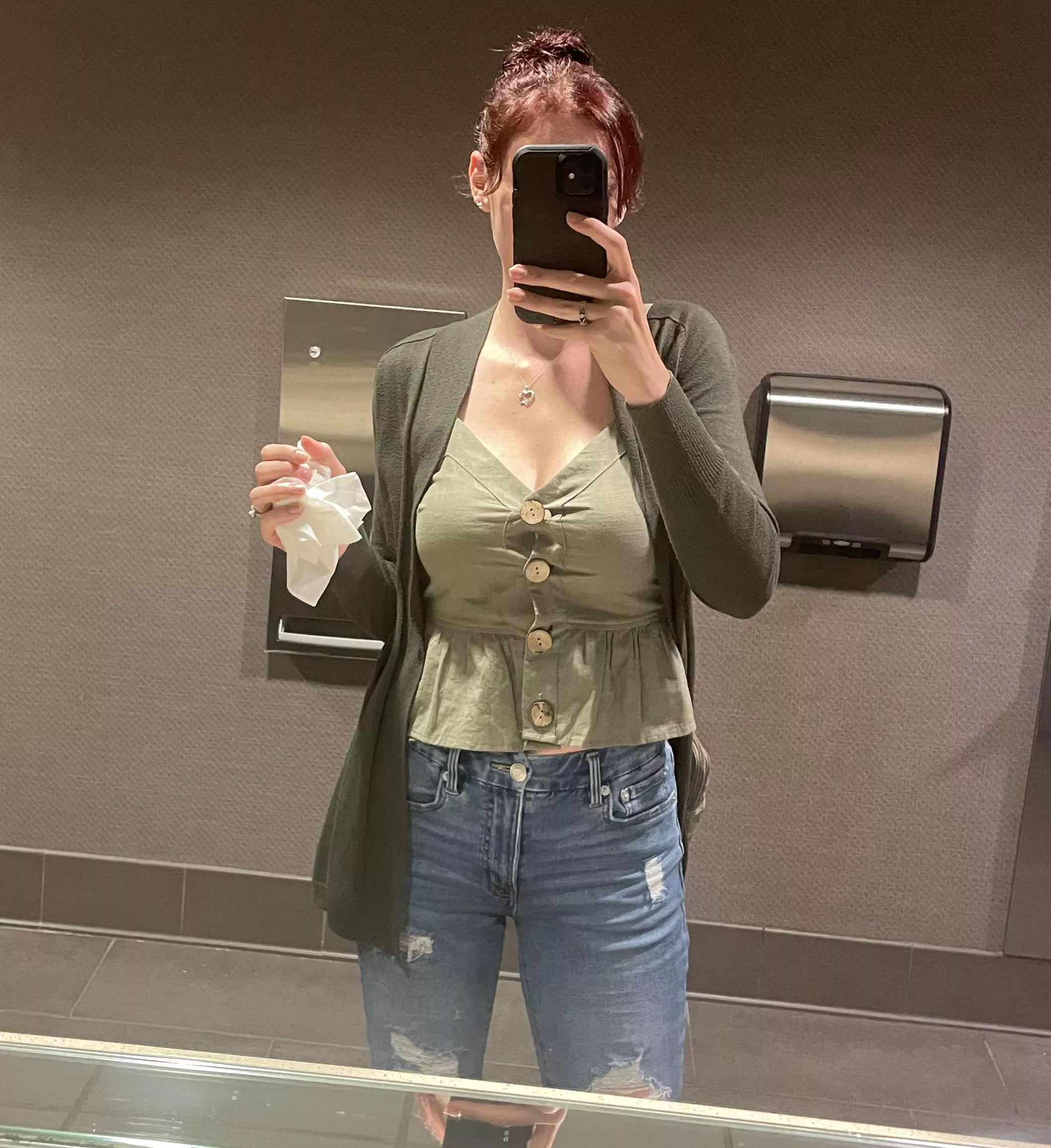 Nothing sexier then photos in the teachers restroom for all my students to see posted by Cay_Bakes