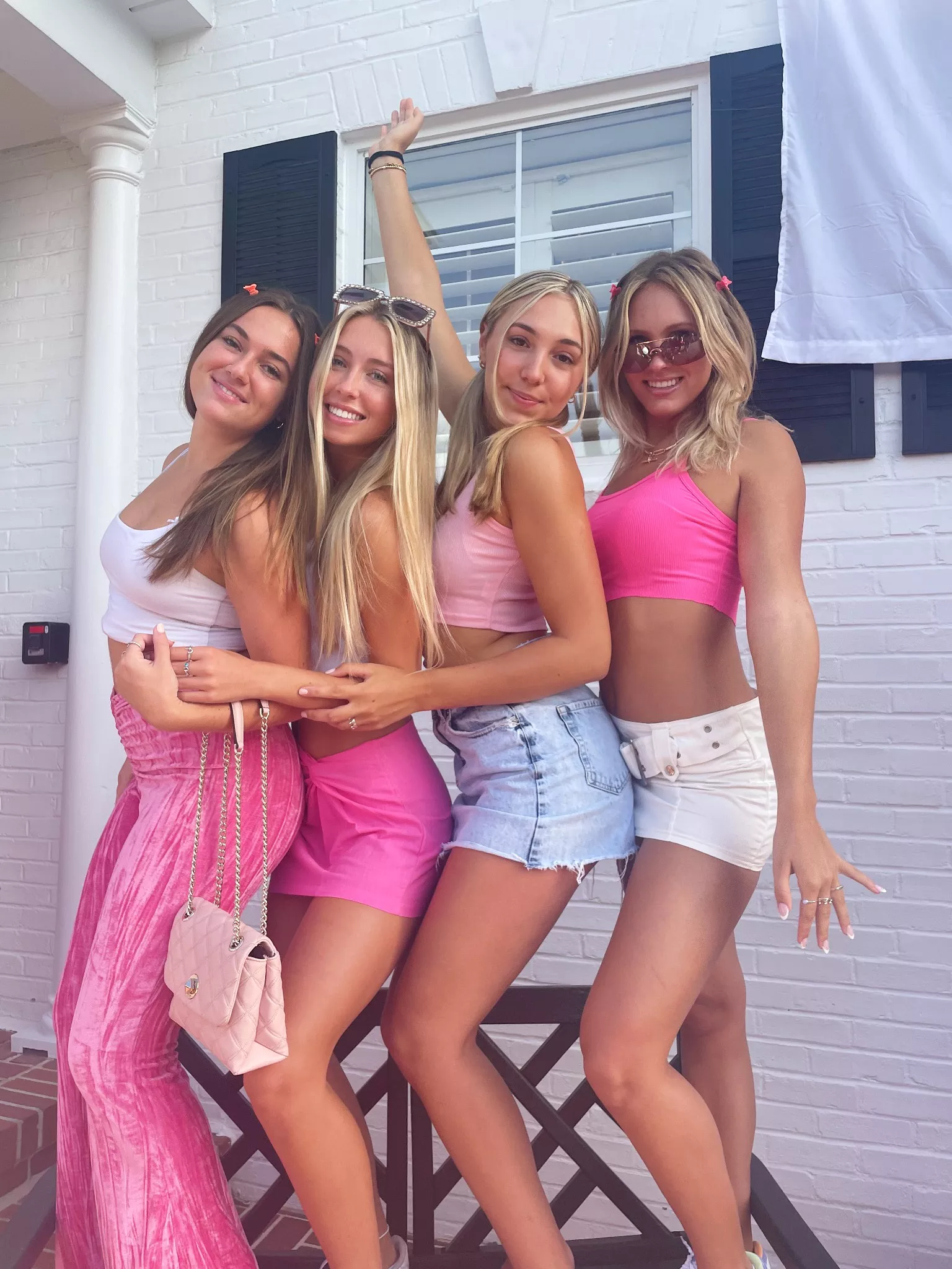 sorority girls posted by insecure_walrus