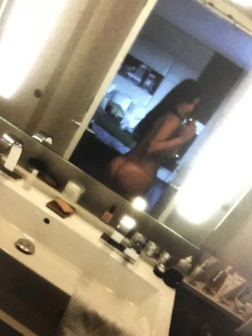 Tan lines by dabrismat