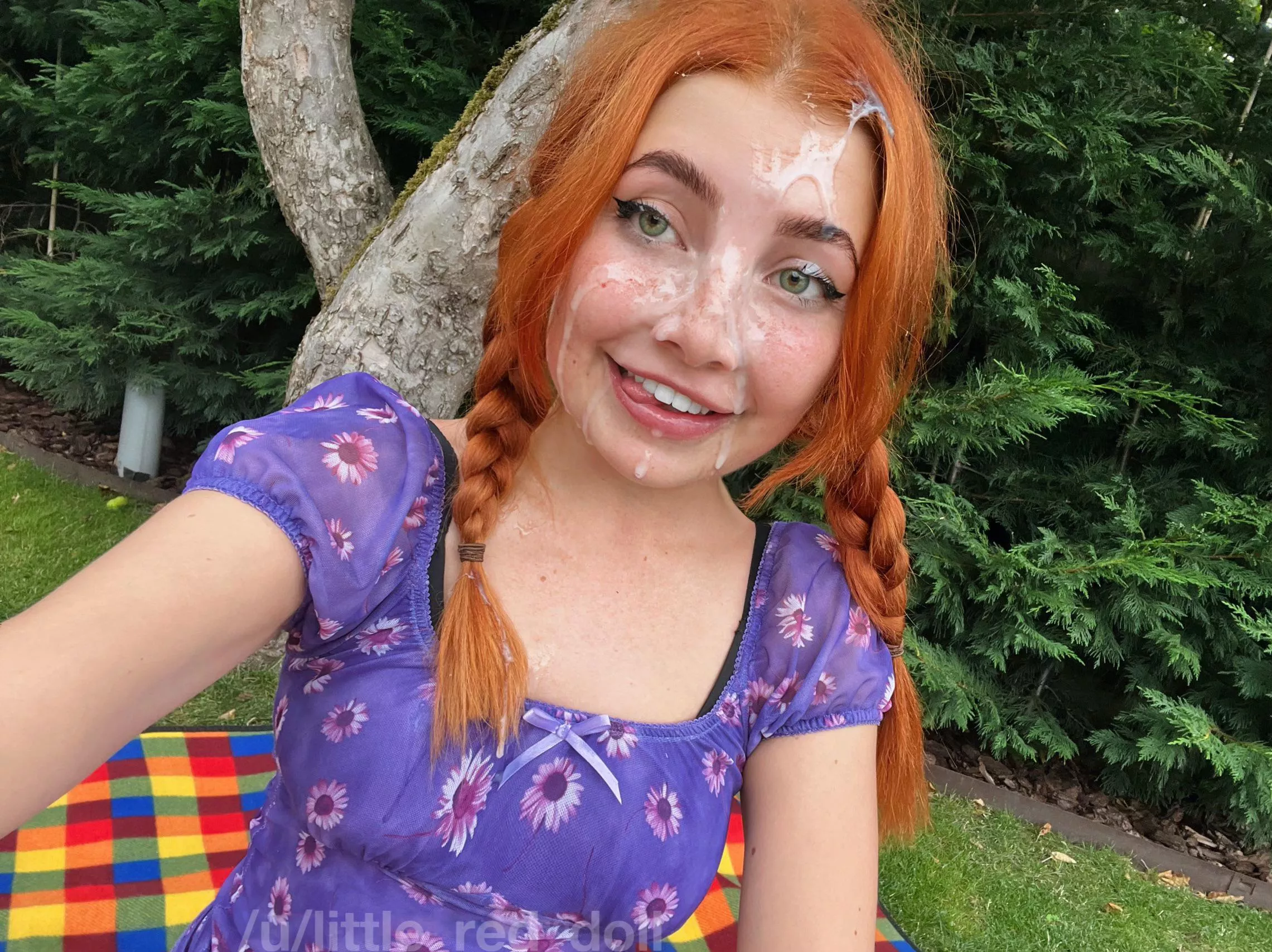 This is the best way to finish a picnic don’t you think? 🙊 posted by little_red_doll