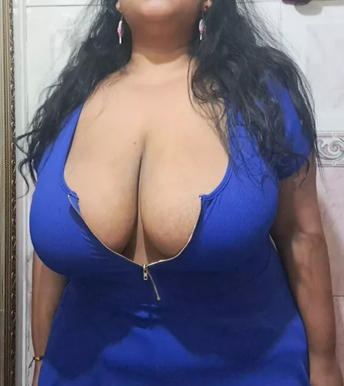 Tittys about to be on your face by Latinafeetfreedom