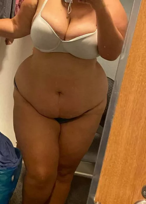 Up for a quickie in the bathroom at work? 😜 by abigailgray256