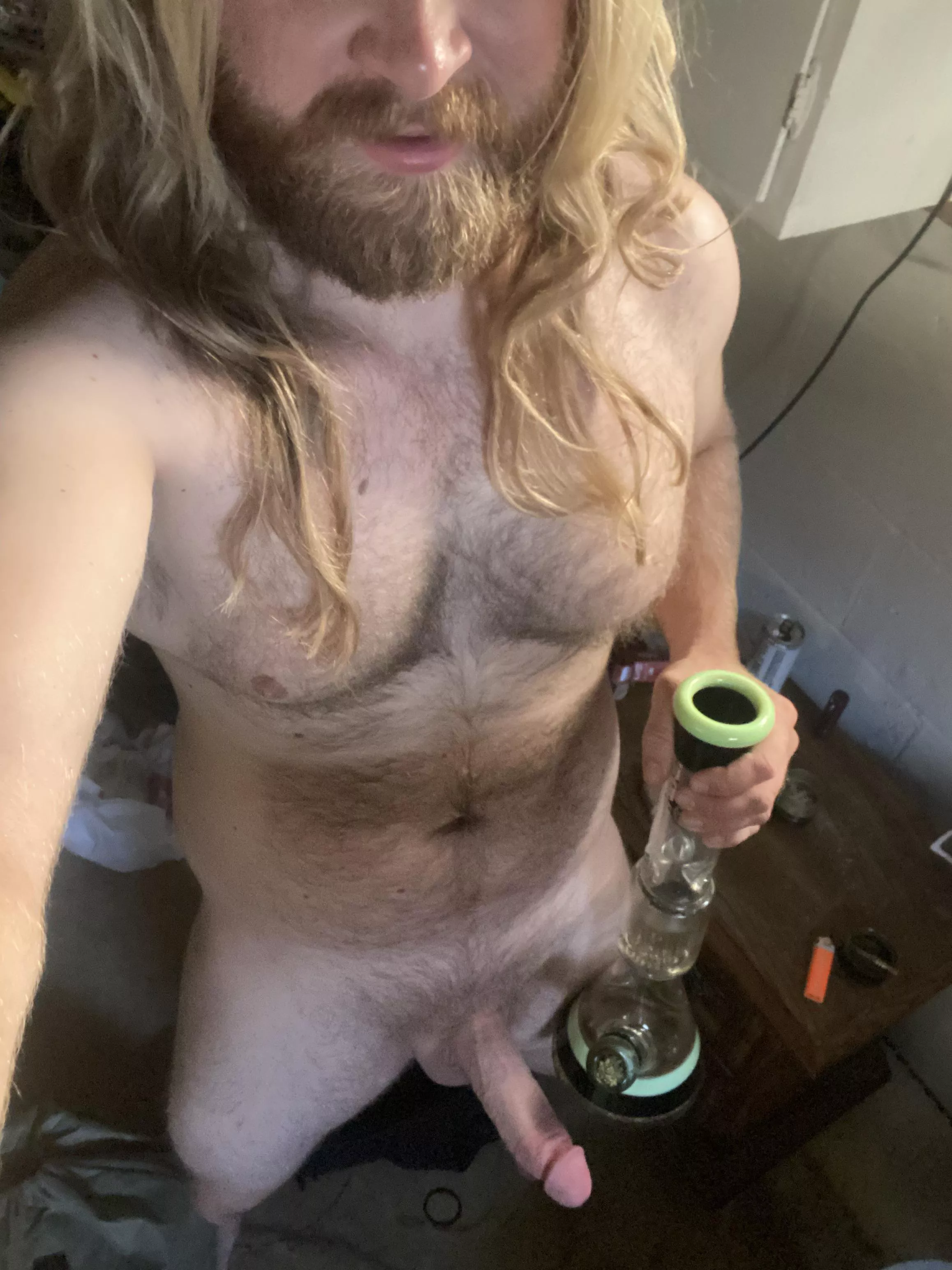 What can I say, smoking gets me excited [m] posted by honkingantelope420