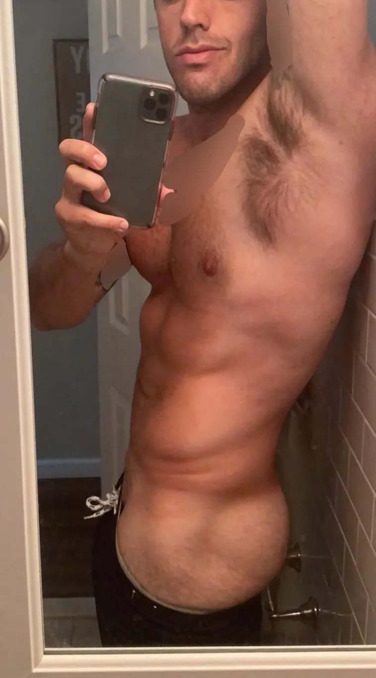 Where are the woman that are into pegging 6’4” muscular guys? posted by analplay61555
