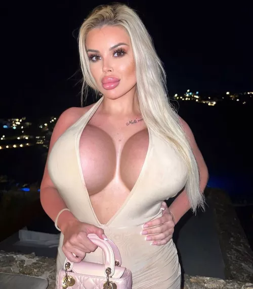 Wife material by bimbol0ver