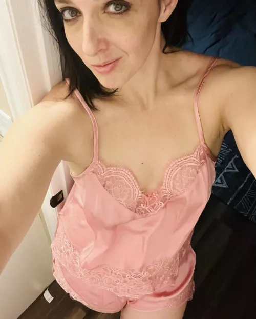 Will you tell anyone if I send you nudes? by avafieryy