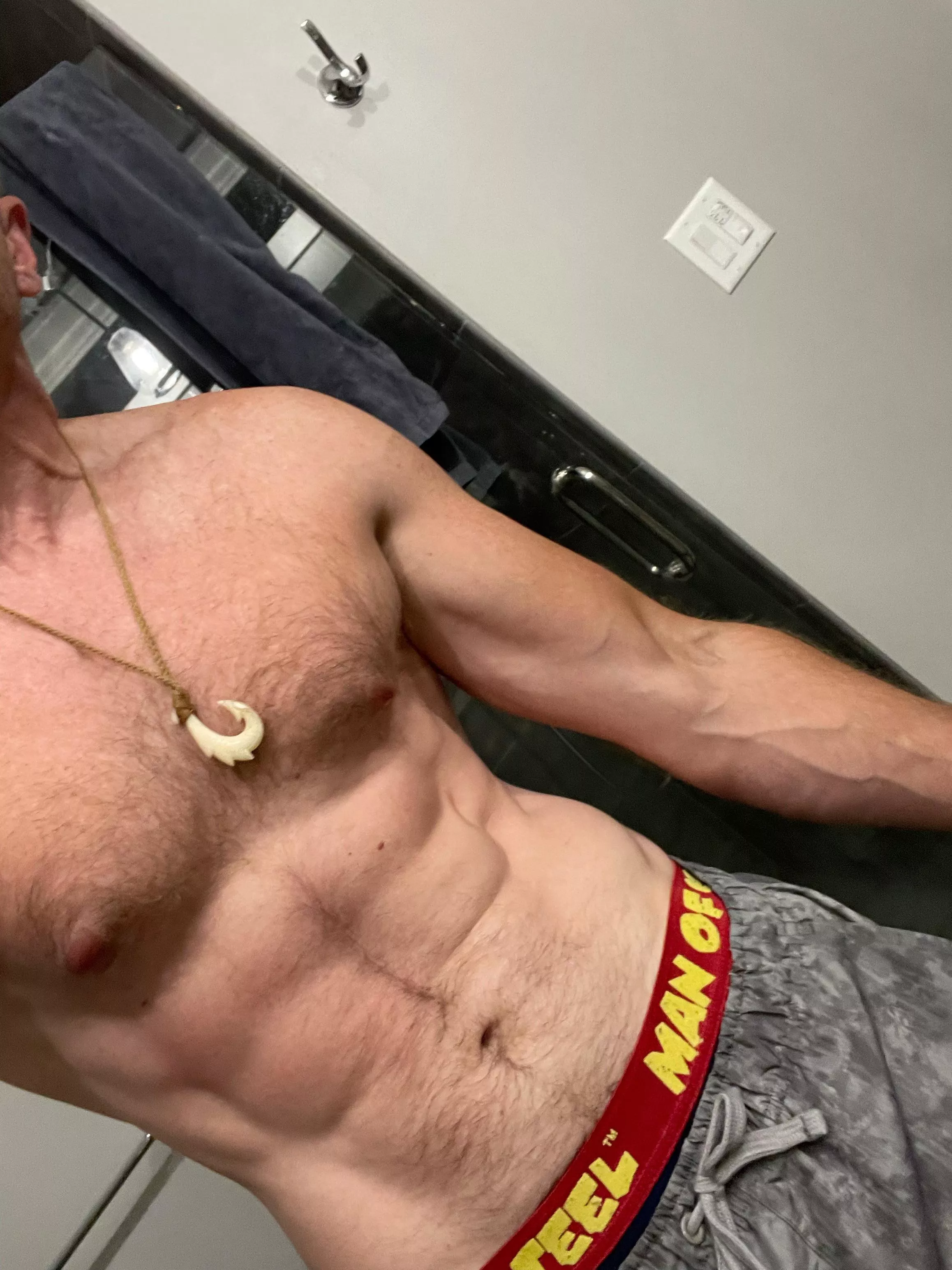 [39] Climbing has kept things tight posted by DiveJunkie2020