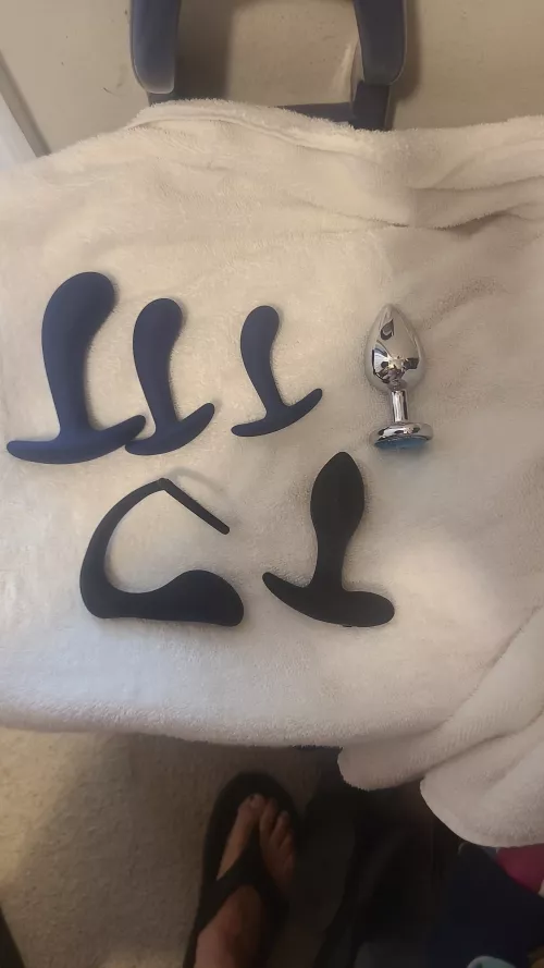 About to head back to work. Which plug should I wear? by whoknowsif69