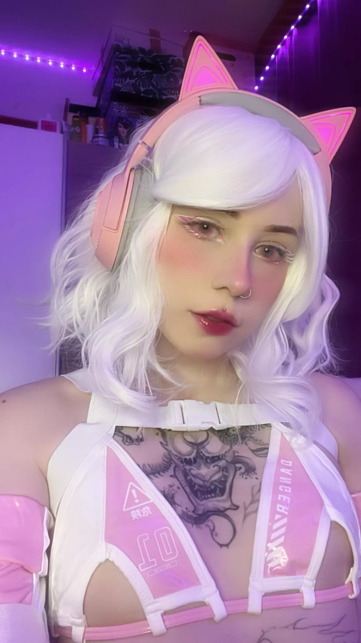 Am I a good kitty? posted by SunnyOutfield