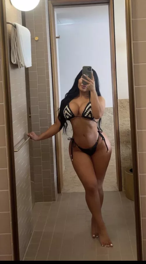 Big slutty tits by Expertatmeasuring_2