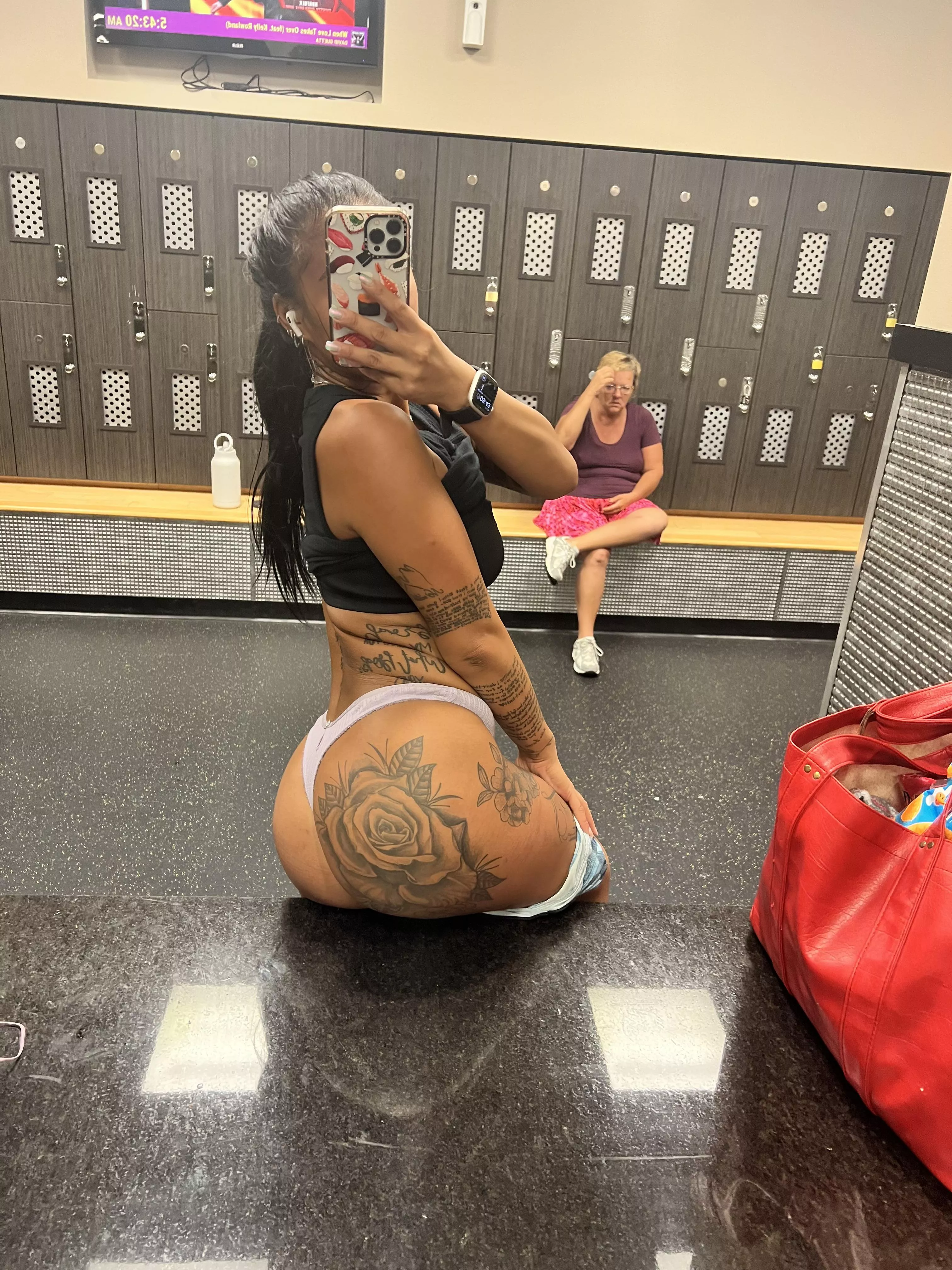 (f) This bystander didn’t like my sweaty panties, do you?? 🥺🥺 posted by ms-asianbb