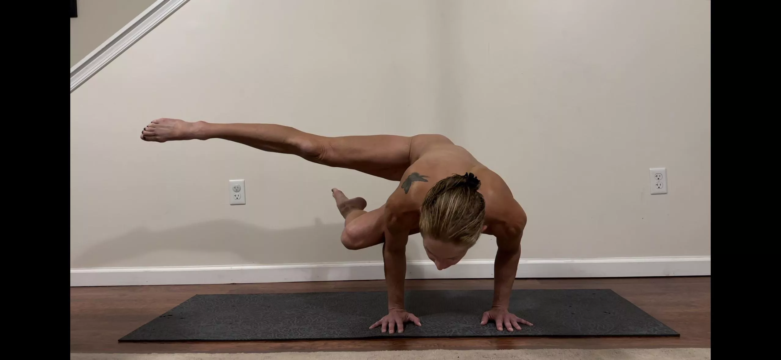 Flying side crow posted by MereFit