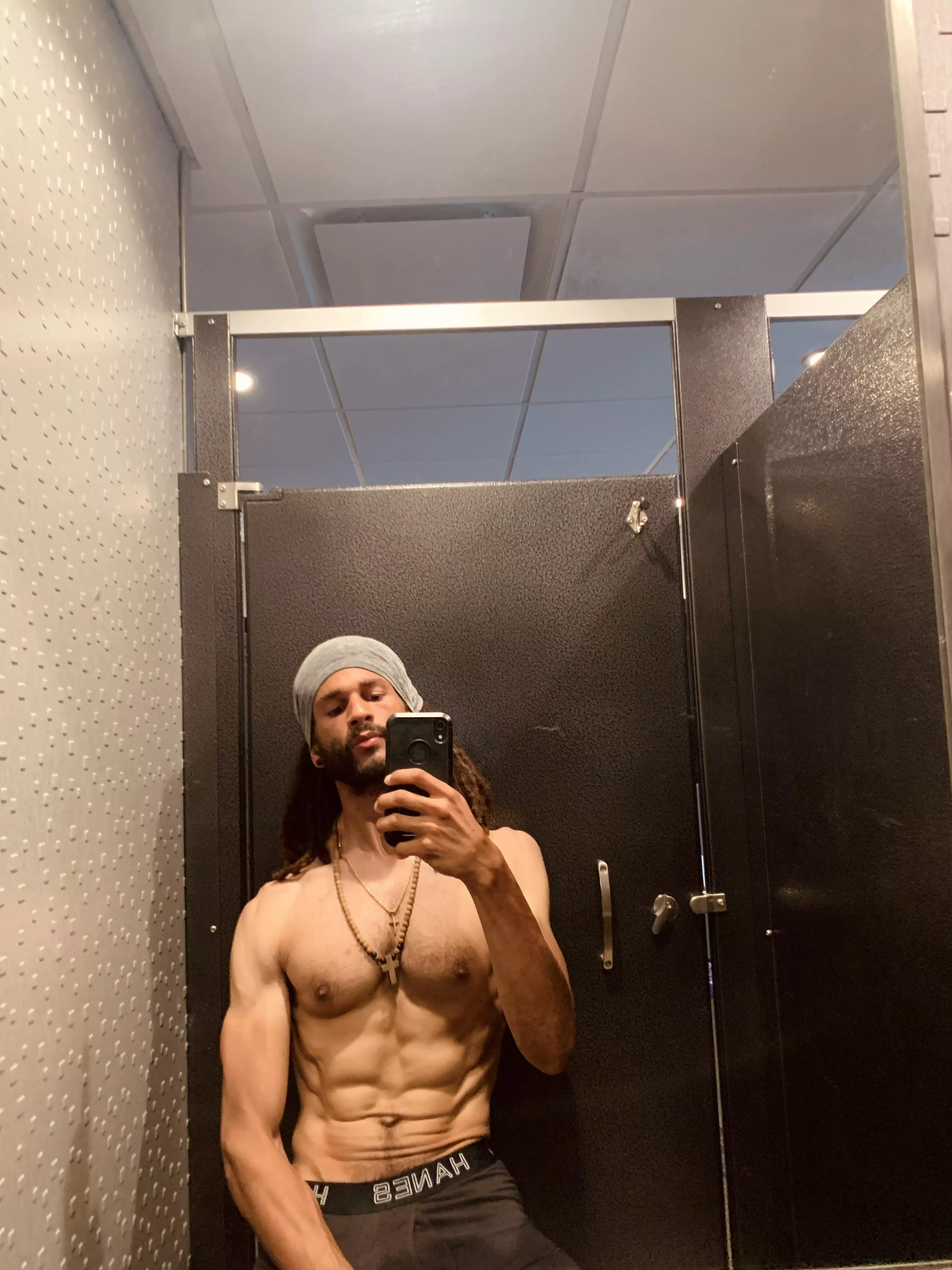 future hanes sponsorship posted by kaymakesbeats