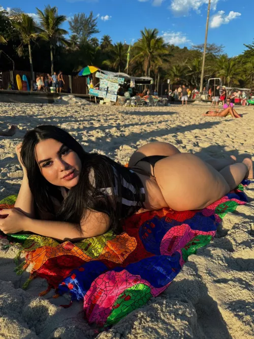 Getting that ass tanned by bimbol0ver